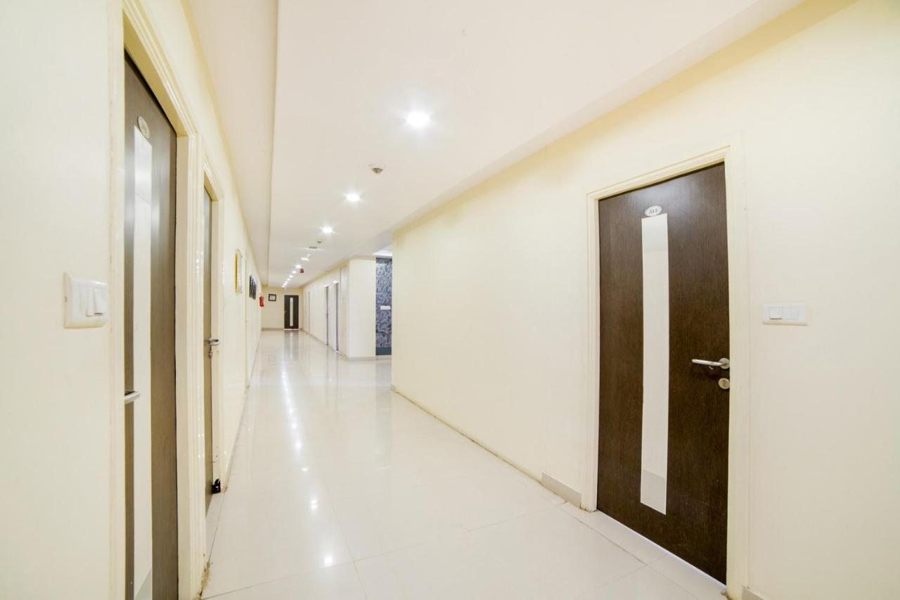 Super Capital O Raaga Grand Hotel Hyderabad Exterior photo